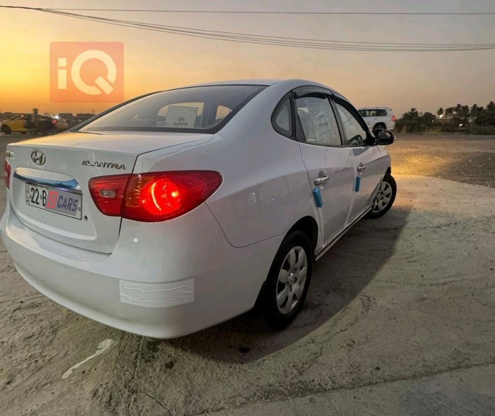 هیوندای ئەلەنترا